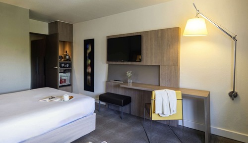 Suite, 1 King Bed