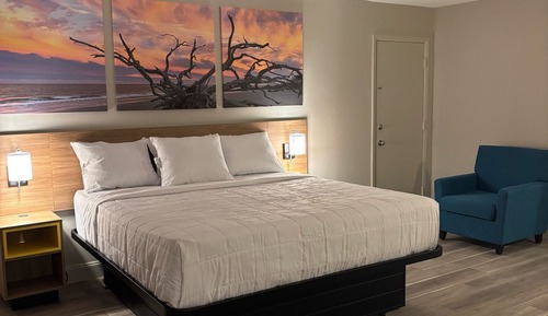 Suite, 1 King Bed, Non Smoking