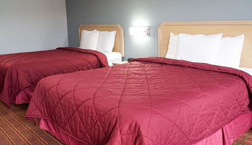 Standard Room, 2 Queen Beds, Non Smoking
