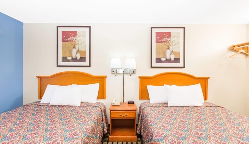 Standard Room, 2 Queen Beds
