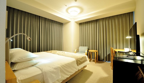 Deluxe Double Room, Smoking