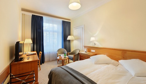 Double Room (Small)