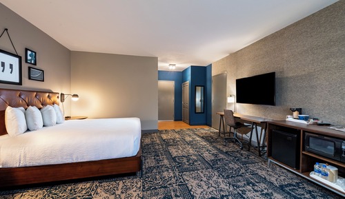 Suite, 1 King Bed, Non Smoking