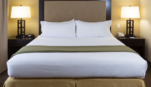 Standard Room, 1 King Bed, Accessible (Communications)