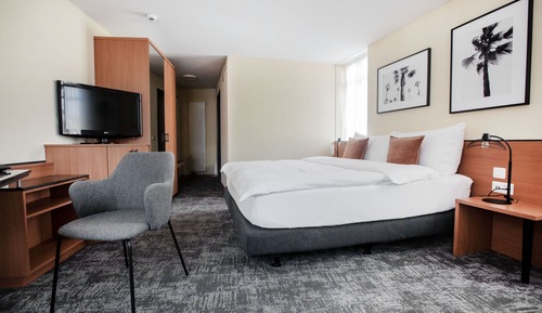 Economy Double Room City View