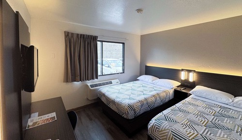 Deluxe Room, 2 Double Beds, Non Smoking, Refrigerator