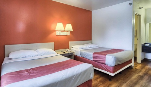 Deluxe Room, 2 Double Beds, Non Smoking, Refrigerator & Microwave