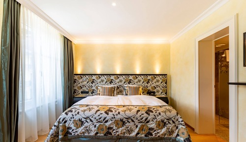 Deluxe Junior Suite