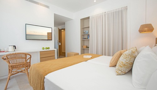 Panoramic Room, Terrace