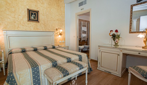 Classic Double Room, Lagoon View