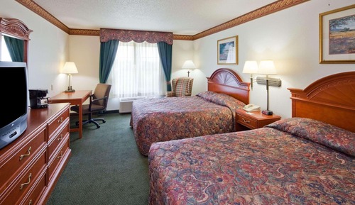 Room, 2 Queen Beds, Non Smoking