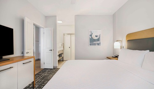 Suite, 2 Bedrooms, 2 Bathrooms