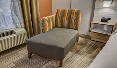 Suite, 1 King Bed