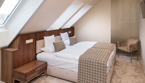 Deluxe Double Room, 1 King Bed