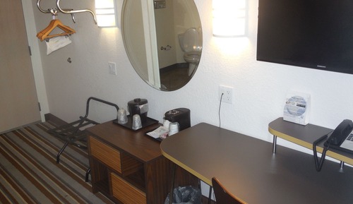 Room, 1 Queen Bed, Non Smoking