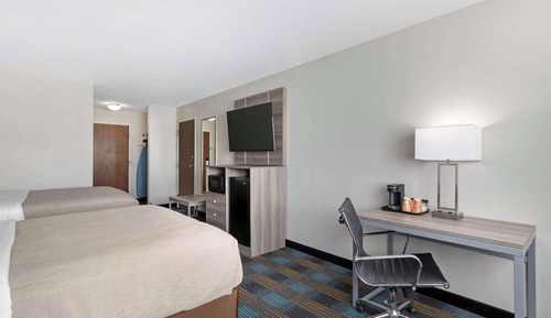 Standard Room, 2 Queen Beds, Non Smoking