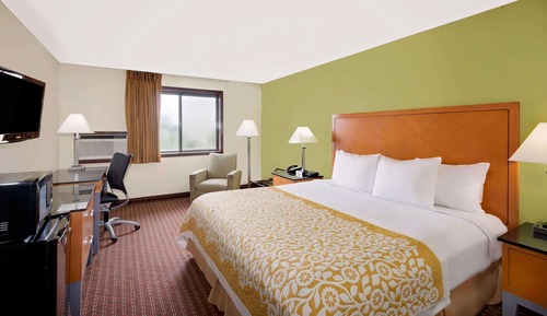Room, 1 King Bed, Accessible, Non Smoking (Mobility Accessible)