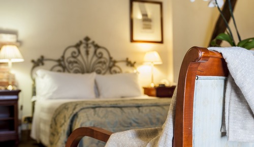 Classic Room, 1 Queen Bed