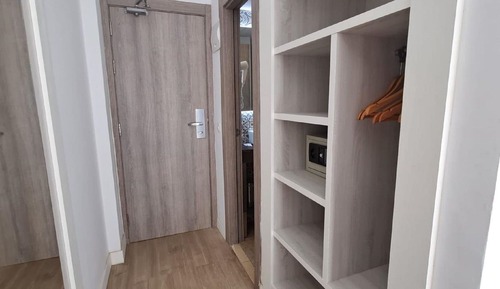 Single Room, Balcony