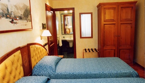Classic Double Room