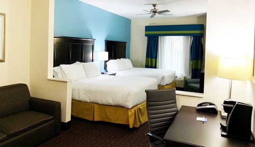 Standard Room, 2 Queen Beds, Accessible Bathtub (Communications)