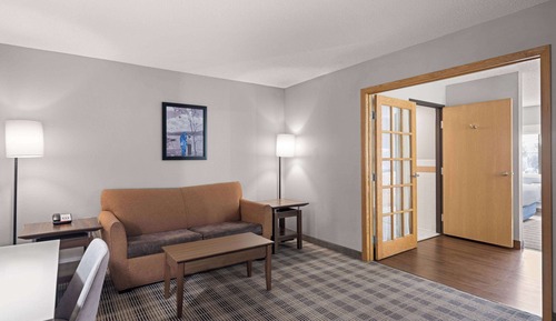 Luxury Suite, 1 King Bed, Non Smoking (One Bedroom)