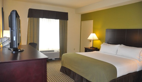 Standard Room, 1 King Bed, Accessible (Communication, Accessible Tub)