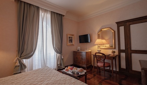 Deluxe Double Room (Superior)