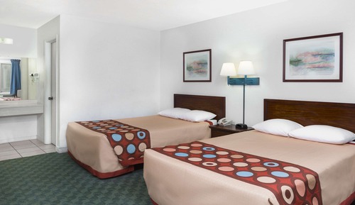 Suite, 2 Double Beds, Non Smoking