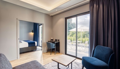 Deluxe Suite, 1 King Bed, Non Smoking, Golf View (with Sofabed)