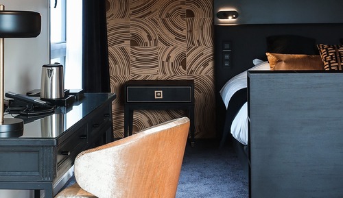 Exclusive Suite, 1 King Bed, Non Smoking, Golf View (with Sofabed)