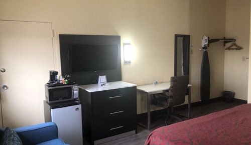 Standard Room, 1 King Bed
