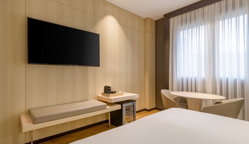 Standard Room, 1 Queen Bed, Non Smoking