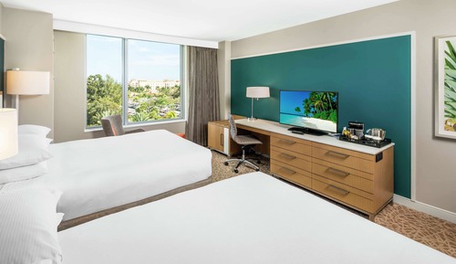 Studio Suite, 2 Queen Beds, Accessible, Bathtub (Mobility & Hearing)