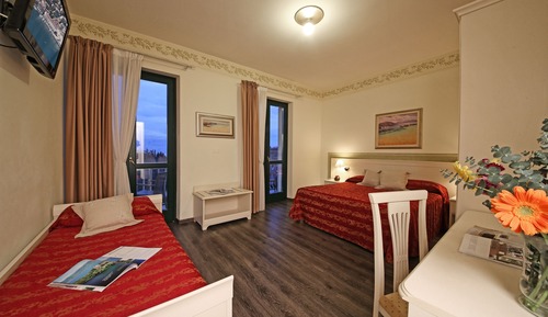 Superior Triple Room