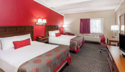 Room, 2 Queen Beds, Non Smoking