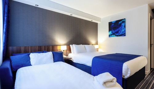 Standard Room, 1 Double Bed with Sofa bed (with Free Hot Breakfast)