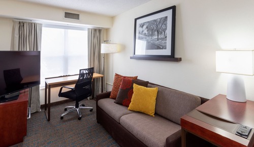 Suite, 1 Bedroom (Mobility Accessible, Roll-in Shower)
