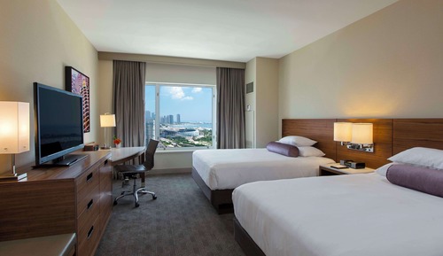 Room, Accessible, Bathtub (1 Queen and 1 Double Bed)