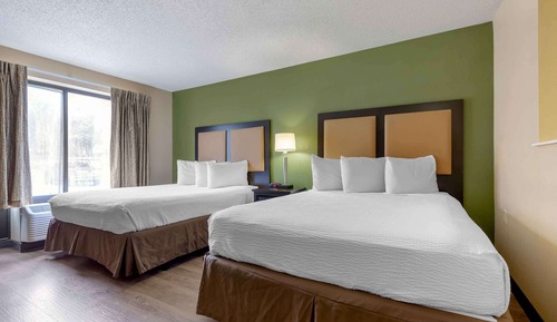 Deluxe Studio, Multiple Beds, Non Smoking