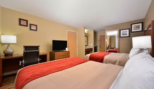 Standard Room, 2 Queen Beds, Non Smoking
