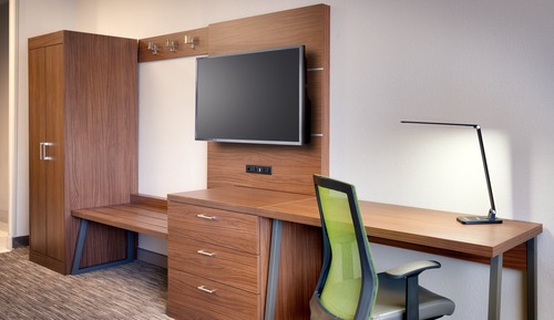 Standard Room, 1 King Bed, Accessible (Hearing, Roll-In Shower)