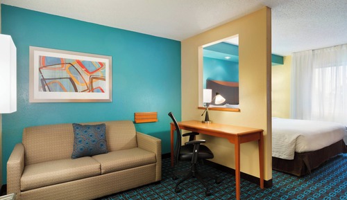 Executive Suite, 1 King Bed with Sofa bed, Non Smoking