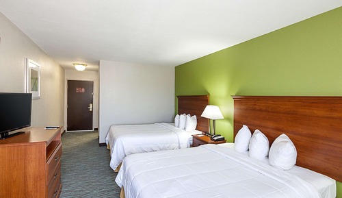 Room, 2 Queen Beds, Accessible, Non Smoking