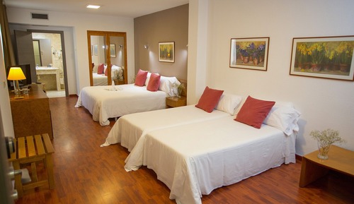 Triple Room