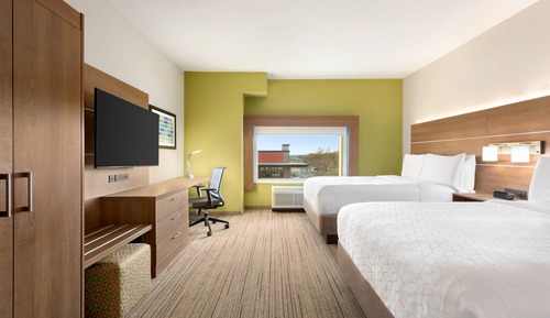 Standard Room, 2 Queen Beds, Accessible Bathtub (Communications, Accessible Tub)
