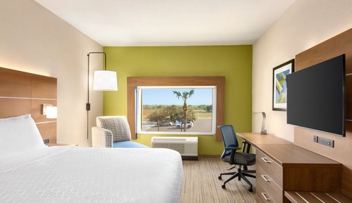 Standard Room, 1 King Bed