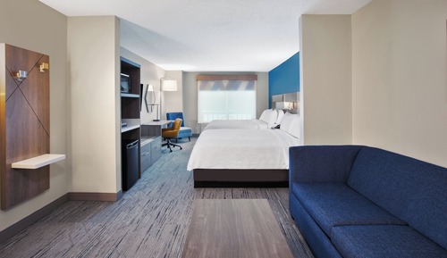 Suite, 2 Queen Beds, Accessible (Roll-In Shower)