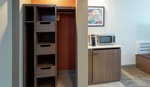 Room, 1 King Bed, Accessible (Hearing)