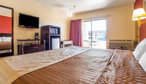 Room, 1 Queen Bed, Accessible, Non Smoking